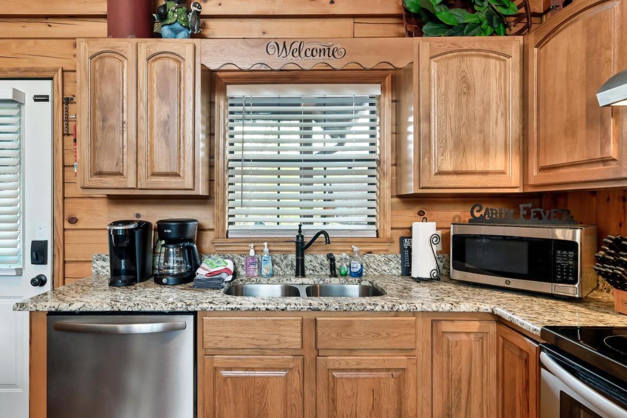 Lazy Bear Den Villa Sevierville Bagian luar foto