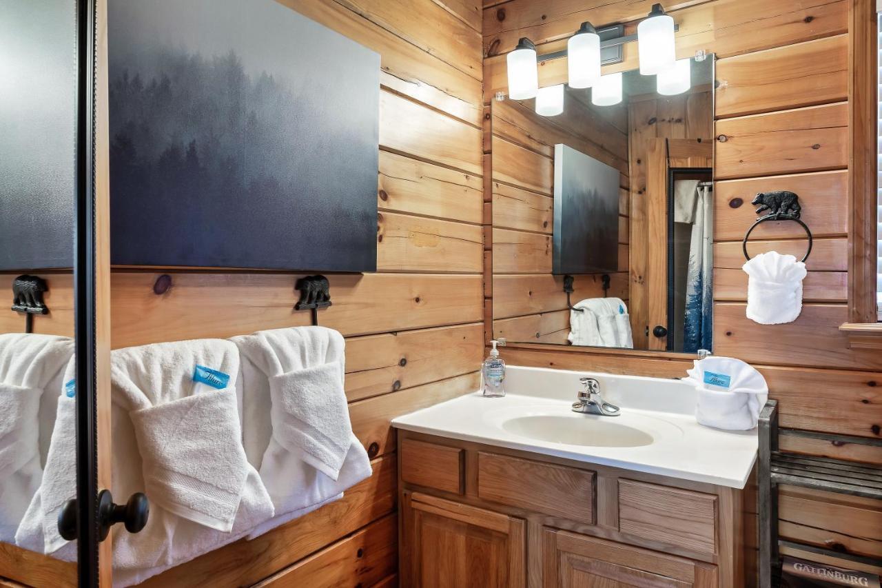 Lazy Bear Den Villa Sevierville Bagian luar foto