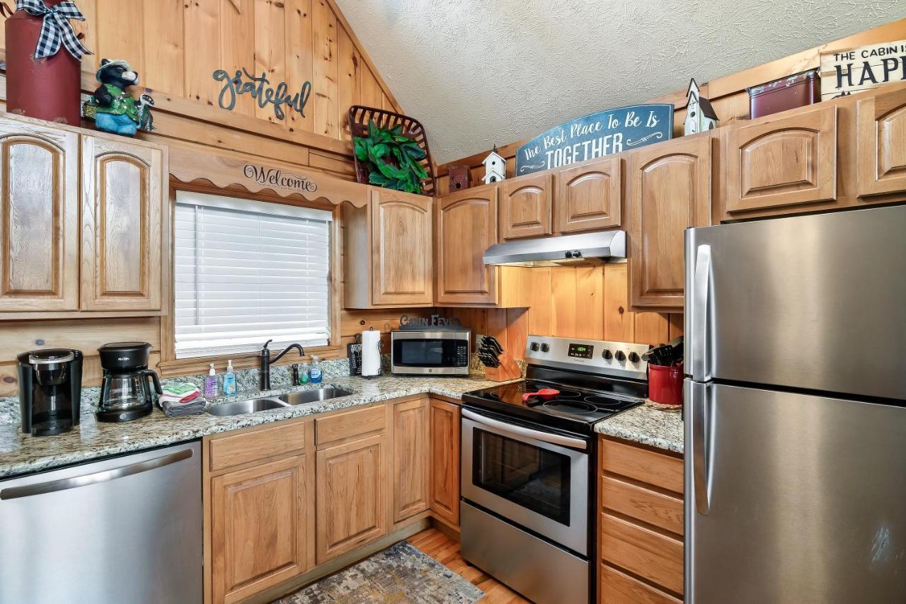 Lazy Bear Den Villa Sevierville Bagian luar foto