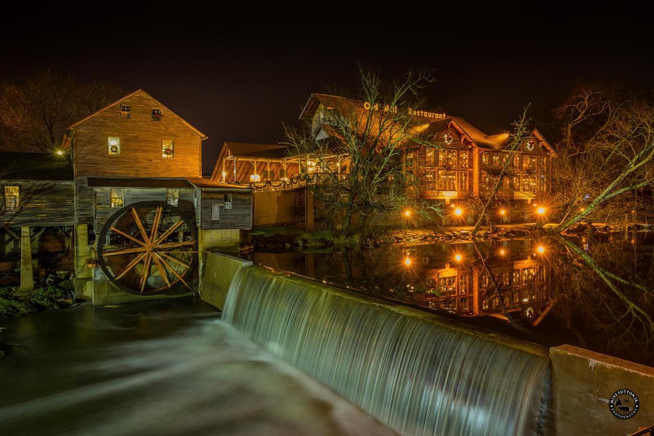 Lazy Bear Den Villa Sevierville Bagian luar foto